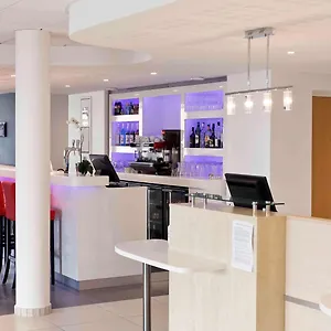 Ibis Lyon Est Francia