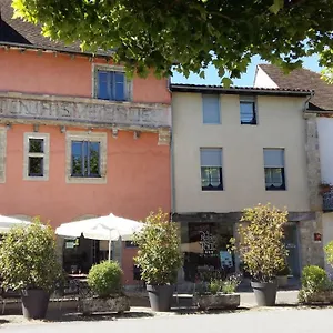Le Relais De La Tour Francia