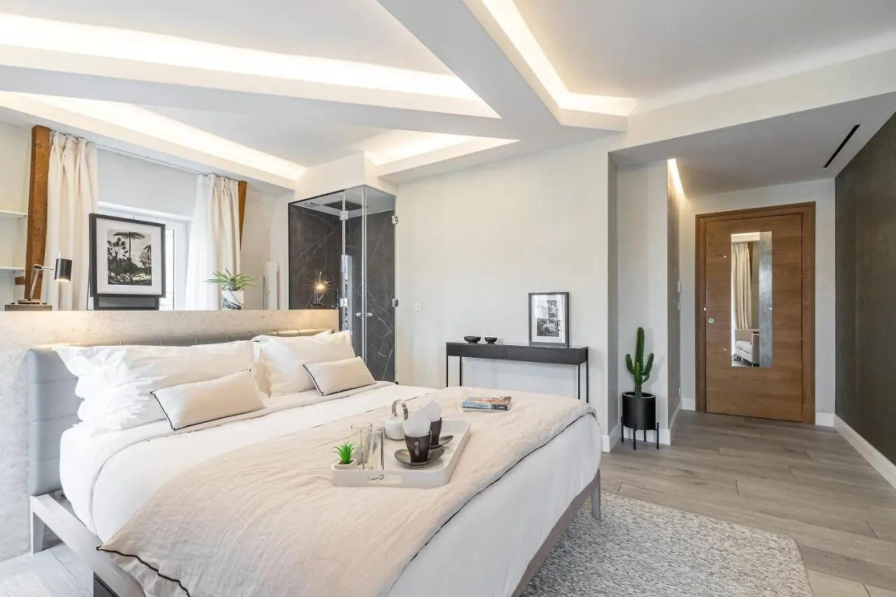 Le Dortoir Boutique Suites Nice Hotel