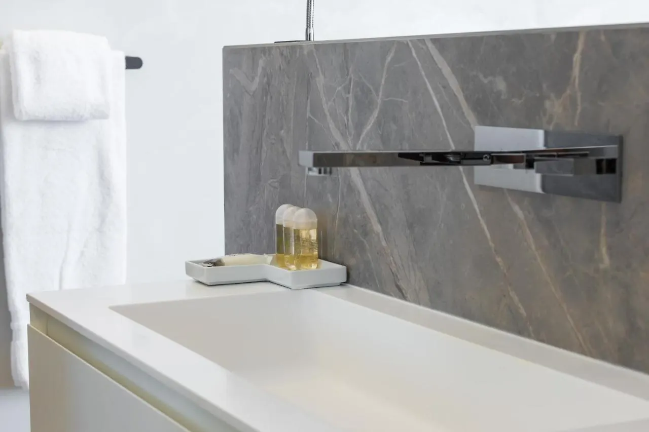 Le Dortoir Boutique Suites Hotel